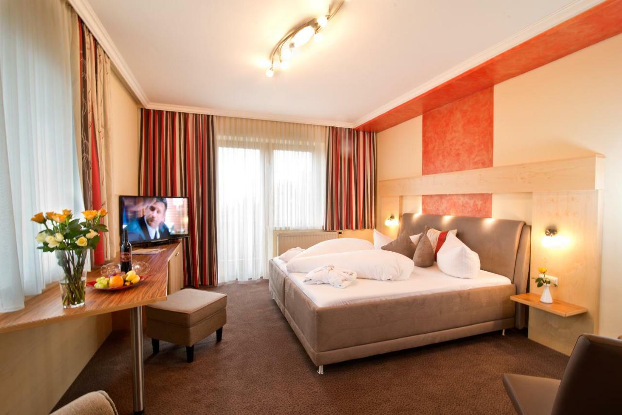 Dreilandhof Hotel Loipersdorf bei Fuerstenfeld Exterior photo